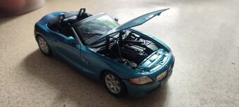Bmw z4 1/18 čítaj popis