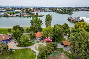 Na PREDAJ: úspešný Bufet na Pláži priamo pri jazere, Senecké