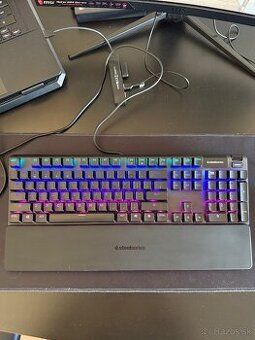 Mechanická klávesnica SteelSeries Apex 5