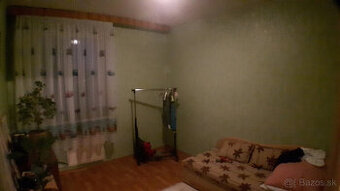 Na predaj 4-izbový byt s balkónom - Komárno - 1