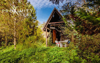 Na predaj: oplotená záhrada s chatkou vo Veľkej Lodine