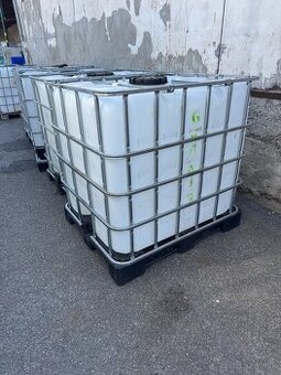 1000l nádrž , ibc