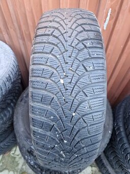 Predám zimné pneu Goodyear 205/60r16
