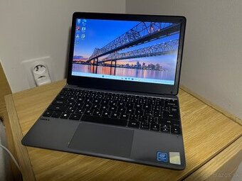 Notebook Umax Visionbook 12WRx - 1