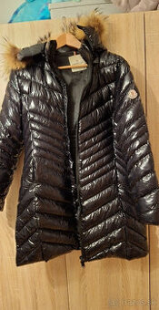 Moncler dámska bunda s kožušinou