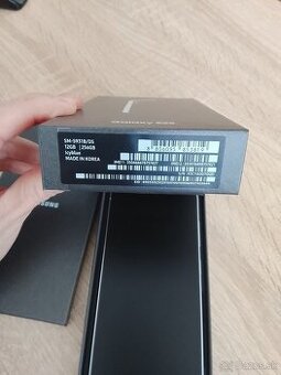 Samsung Galaxy s25 - 1