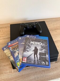PS4 pro verze (CUH-7216B)