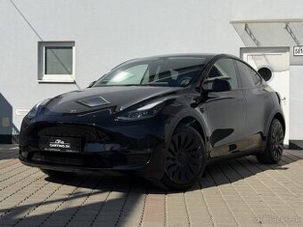 Tesla Model Y Long Range Dual Motor, DPH, Záruka