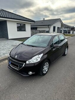 Peugeot 208 1.2 benzín 48 000km