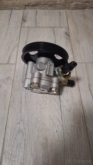 Servočerpadlo Mitsubishi l200 2.5TD