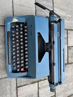 Písací stroj Consul model 2224