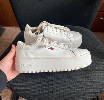 Tenisky Tommy Hilfiger Platform veľkosť 37