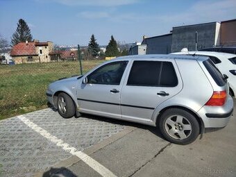 Golf 4