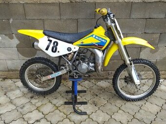 Suzuki RM 85 L