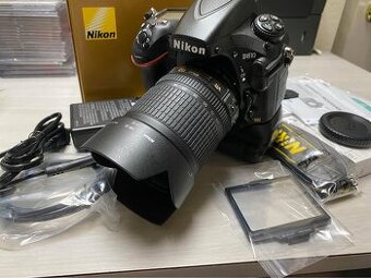 Nikon D810 + Nikon AF-S DX 18-105mm +