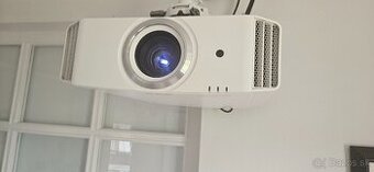 Projektor JVC DLAX5900WE