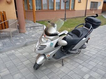Skúter 50cc