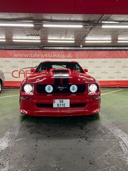 Prodám Ford Mustang 4.0 V6 cabriolet