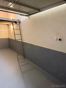 Garáž 18m2 + 9m2 sklad BA Vrakuňa / Podunajské Biskupice