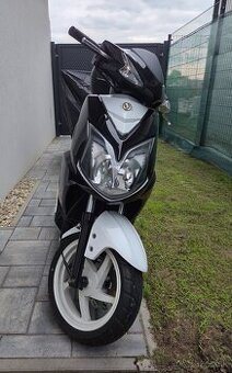 Skúter SYM JET 4 125cm3