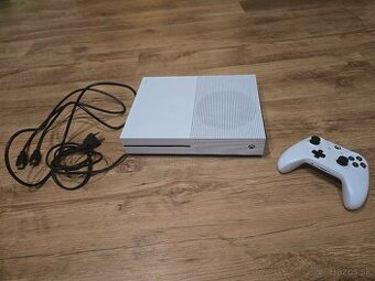 2x konzola X box series S a X box one S