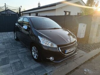 Peugeot 208 1.2