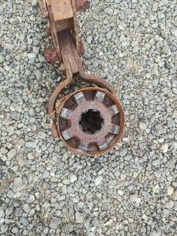 Páka uzávierky Zetor super 50