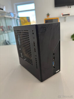 ASRock DeskMini X300 - Ryzen 7 5700G, 32GB RAM, ITX