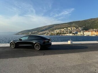 Predám Tesla Model 3 (Facelift), LFP batéria