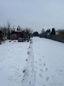 Ponúkame na predaj záhradku - 1