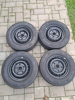 Letne pneu Ford Transit 235/65 R16C