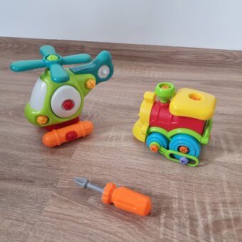 Skladací vláčik a vrtulník