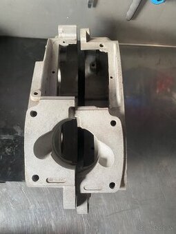 Čz 250 / 980 blok motora