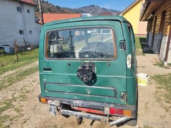 Predam na suzuki samurai chladiče, dvere, masky, skla
