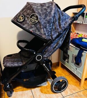 Športový kočik pettite&mars street