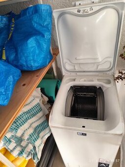 Predám minimálne používanú pračku Electrolux zvrchu