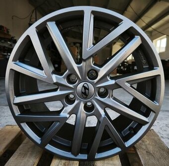 HYUNDAI/R18/R19 ORIG.ALU/PNEU