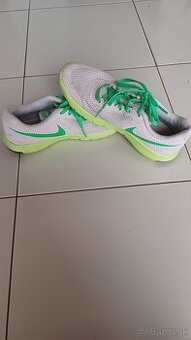 Nike tenisky