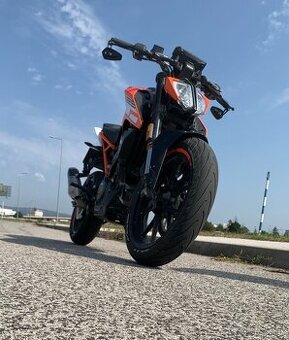 Ktm duke 125