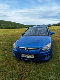 Hyundai i30 1,4 benzín +lpg