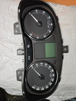 Fabia 2 budíky - 1
