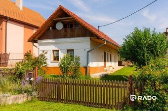 REZERVOVANÉ | Útulný vidiecky dom 2344 m2 Trenčianske Jastra