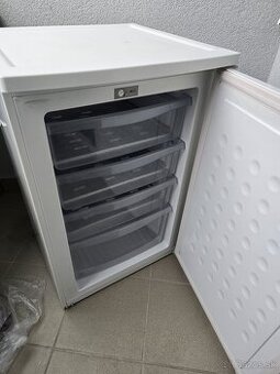 Jednodverový mrazák Haier
