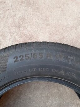 Predam zimne pneu 225/65 r17