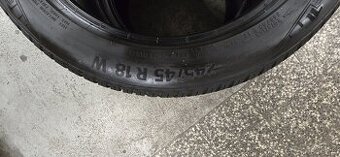 2ks 245/45 R18