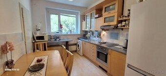 PREDAJ- 4-izbový byt BA III.- Nové mesto