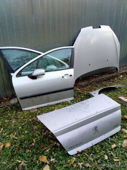 Peugeot 407 DVERE, KAPOTA, VOLANT, SVETLA, PRISTROJOVKA