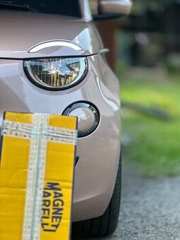 DRL denné svietenie ľavé predné Fiat 500e OEM: 00521403930