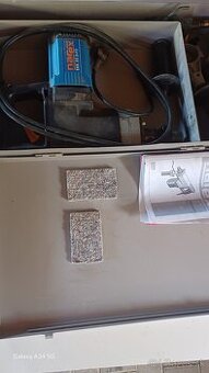 Vŕtacie kladivo NarexEkk 35D-F3 820W