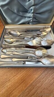 Starozitny kvalitny pribor cela sada originalna krabica